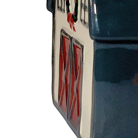 Christmas Barn Soap Lotion Dispenser Ceramic Hand Painted Gift Grey Wreath Re… - Picture 12 of 13